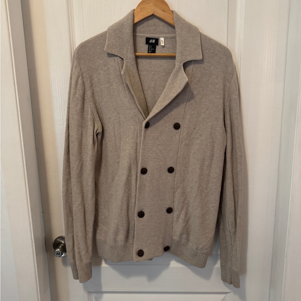 H&M Light Brown Double-Breasted Sweater